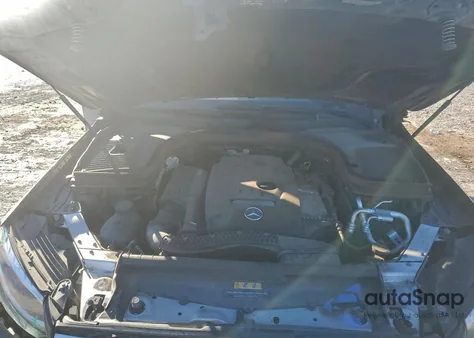 2018 Mercedes-Benz Glc 300 4Matic z USA, uszkodzony, nr VIN WDC0G4KB8JV082608